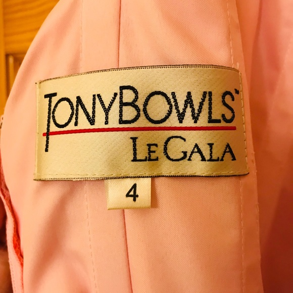 🔥🔥🔥Tony Bowls LeGala Prom Dress🔥🔥🔥 - Picture 3 of 8